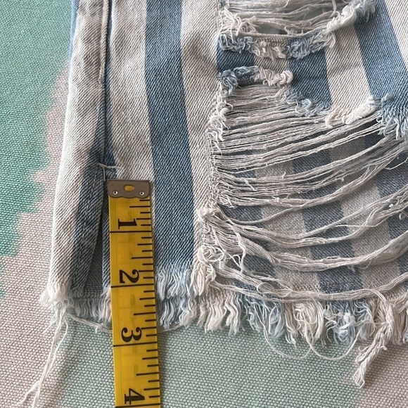 Buddy Love Blue & White Stripe High Rise Distressed Soft Denim Shorts NWT - Picture 11 of 11